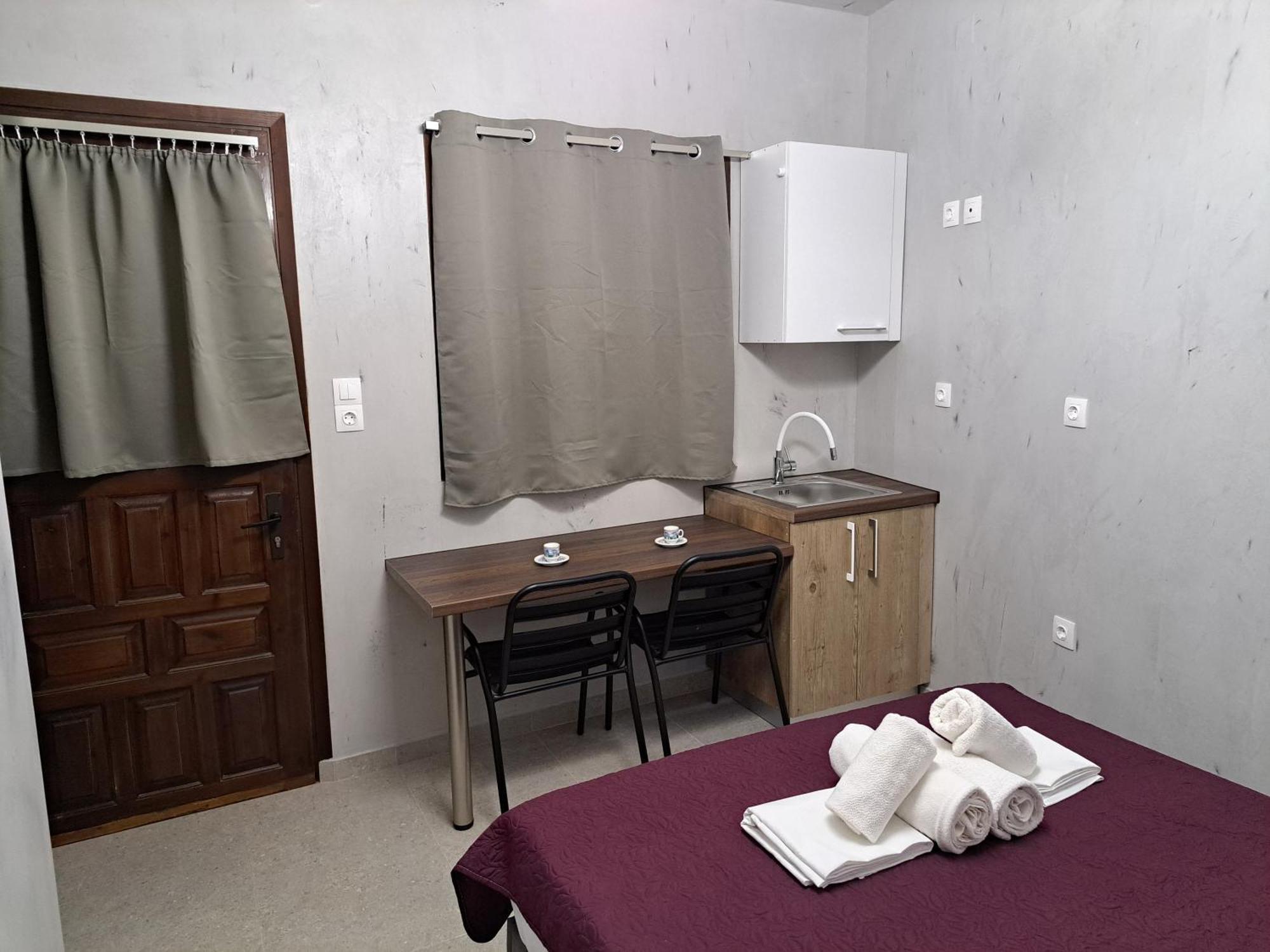 Socrates Ethnic And Traditional Studio Калампака Екстериор снимка